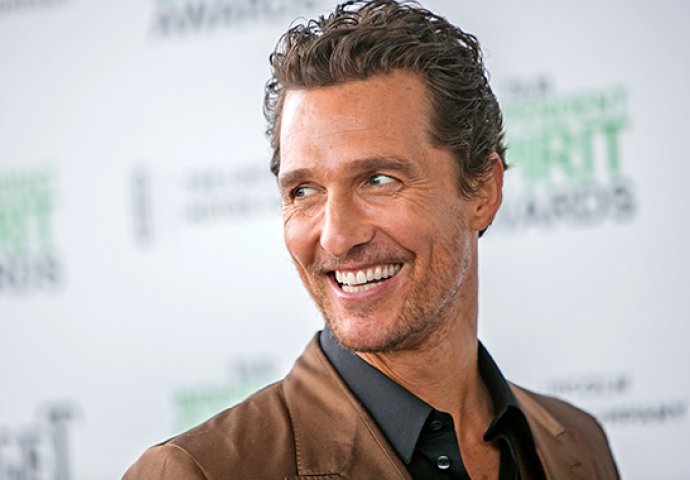 MATTHEW MCCONAUGHEY VIŠE NE IZGLEDA OVAKO: Omiljeni holivudski ljepotan hoda uokolo potpuno zapušten