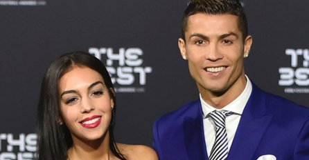 CRISTIANO RONALDO 'STAJE NA LUDI KAMEN': Evo kad će oženiti najpoznatiji fudbaler 