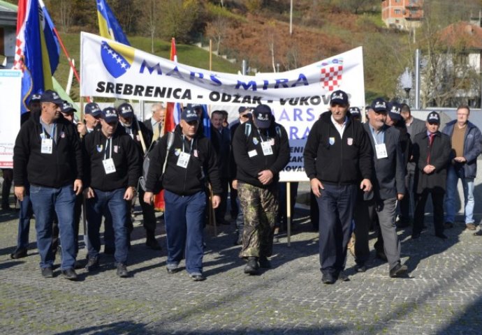 Učesnici Marša mira odali počast žrtvama Vukovara