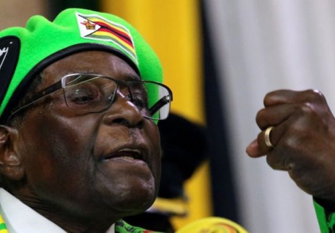 Robert Mugabe podnio ostavku na položaj predsjednika Zimbabvea
