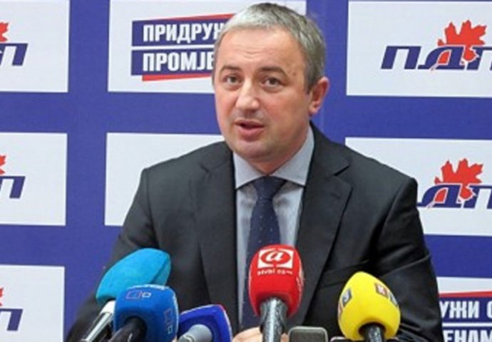 Borenović: Nemam namjeru da obilježavam 25. novembar