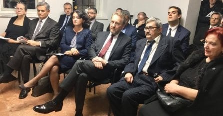 Istaknutom bh. književniku Irfanu Horozoviću uručena nagrada "25. novembar"