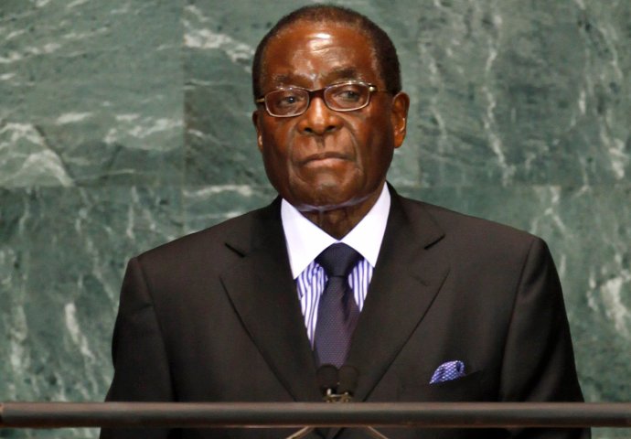 Mugabe je plakao kad je potpisivao ostavku