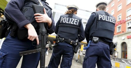 Policija u Berlinu otkrila radioaktivni jod na igraćim kartama