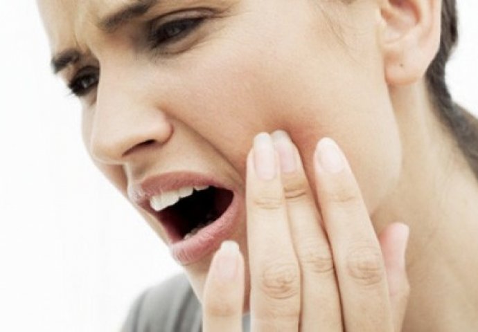 Najučinkovitiji način da izliječite zubobolju: TREBA VAM SAMO 5 SEKUNDI