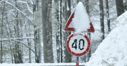 DANAS ĆE ZIMA POKAZATI SVOJE PRAVO LICE: Nakon oblačnog i hladnog jutra, stižu kiša i snijeg (FOTO)