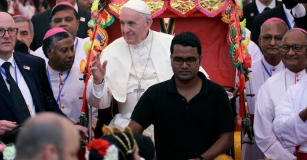Papa Franjo trećeg dana posjete Bangladešu okončao azijsku turneju