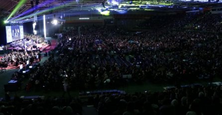 Univerzitet u Sarajevu promovirao 5.578 diplomanata i magistranata 