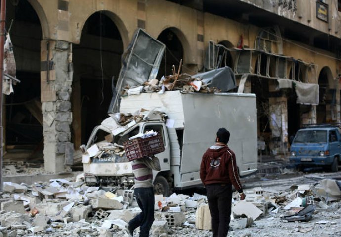 Sirijska vojska ubila 22 ljudi, većinom civila, pored Damaska