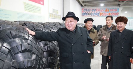 Sjeverna Koreja: Tramp je lud, Kina:Povratak napetosti za žaljenje