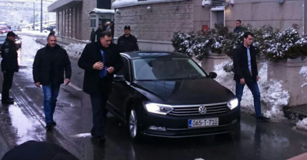 Komesar Hahn na sastanku s političkim liderima, u Sarajevo došao i Dodik