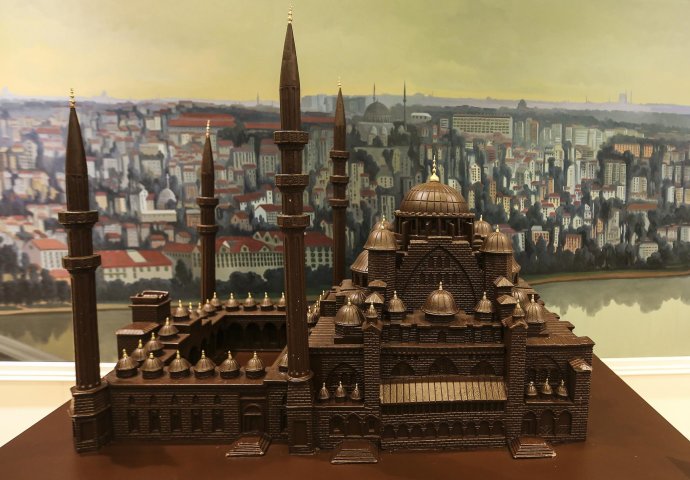Slatka panorama u Istanbulu: Čokoladne Aja Sofija, Plava džamija, Mona Lisa... (FOTO)