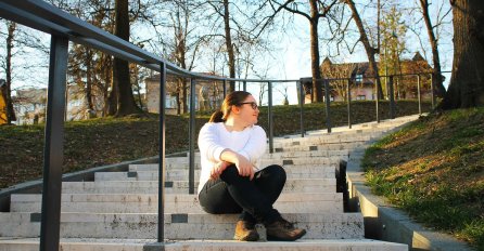 DJEVOJKA KOJA MOŽE PROMIJENITI SVIJET/ LAMIJA GUTIĆ ZA NOVI.BA: Napredak se može ostvariti samo ako ulažemo u svoje obrazovanje