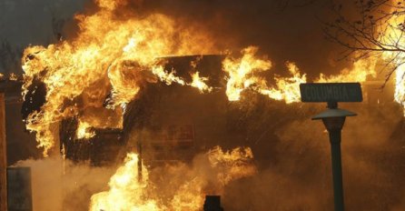 Požari u Kaliforniji, evakuisano 27.000 ljudi