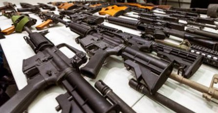 U autobusu na hrvatsko-slovenskoj granici pronađen arsenal oružja - bombe, streljivo, puške, mine...