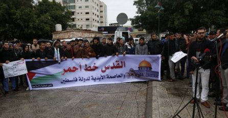 Hiljade Palestinaca protestiraju protiv prebacivanja ambasade SAD-a u Jerusalem