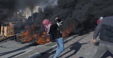 PROTESTI U PALESTINI: Najmanje 38 osoba povrijeđeno!