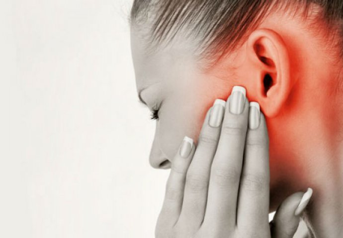 KAKO DA PREPOZNATE OPASNU INFEKCIJU UHA: Evo šta se dešava u uhu kada se nagomila ušni vosak!