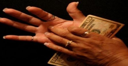 SVIMA NAM SE DEŠAVA: Šta znači kada vam dio tijela zadrhti ili vas zasvrbi? 