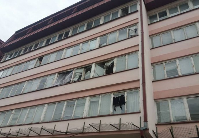 PANIKA U BANJA LUCI: Studenti iz  studentskog doma bit će evakuirani