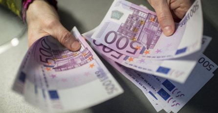 NEVJEROVOVATAN SPLET OKOLNOSTI: Beskućnik odšetao iz otvorene mjenjačnice s plijenom od 300.000 eura