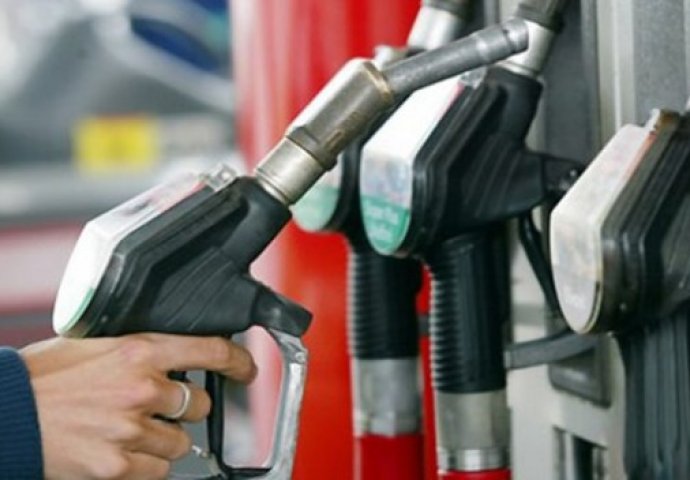 ANKETA: Da li mislite da je povećanje akciza na gorivo opravdano?