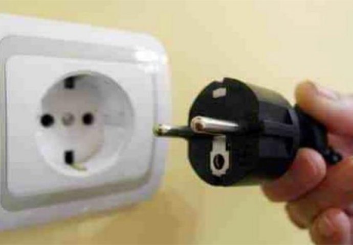 NEVJEROVATNO: Sa ovim JEDNOSTAVNIM trikovima smanjite vaše račune za struju!