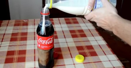 JE LI ZAISTA ŠTETNA KAKO SVI GOVORE: Evo šta se dogodi ako sipate mlijeko u Coca Colu (VIDEO)