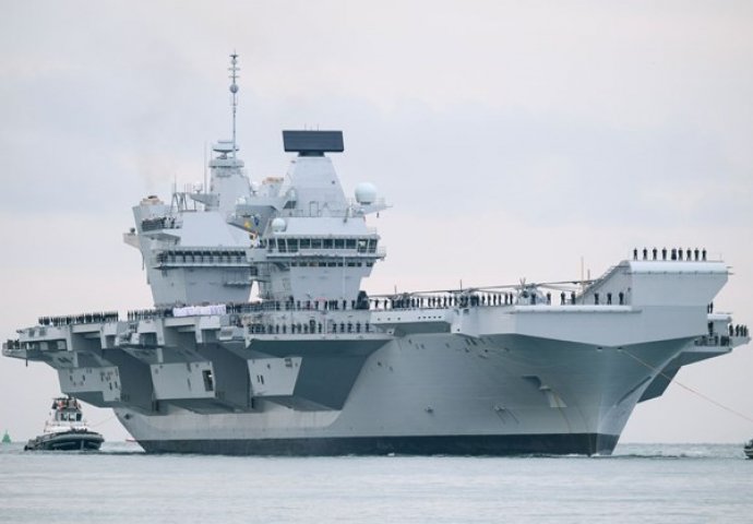 Najskuplji i najnapredniji britanski ratni brod propušta vodu (VIDEO)