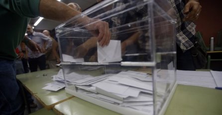 POČELI REGIONLANI IZBORI U KATALONIJI: Danas se odlučuje o sudbini problematične španske pokrajine