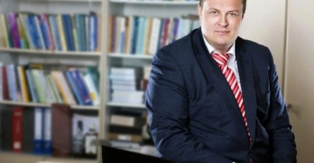 Vojin Mijatović podnio ostavku na mjesto zamjenika ministra civilnih poslova: Pročitajte šta je poručio u pismu!