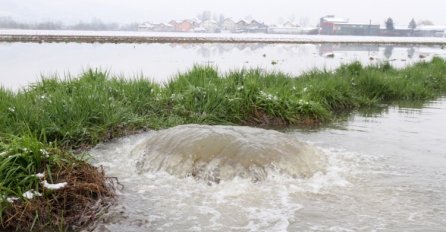 Vodostaj Save u Gradišci približio se koti vanredne odbrane od poplava