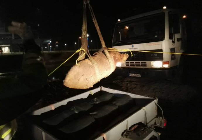 Uništena avionska bomba u Bihaću (VIDEO)