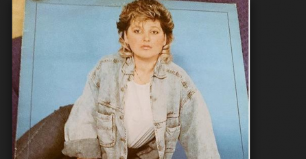 MOŽETE LI POGODITI KO JE PJEVAČICA SA FOTOGRAFIJE: Ona je danas jedna od najzgodnijih na estradi (FOTO)