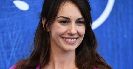 ODLUČILA SE OKRENUTI NOVI LIST: Sloboda Mićalović u Novu godinu ulazi u novom izdanju! (FOTO)