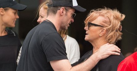  Ljubavna priča koja je za mnoge MISTERIJ: Govorili su mu da je prestara za njega, ali on se od nje ne odvaja već 22 godine 