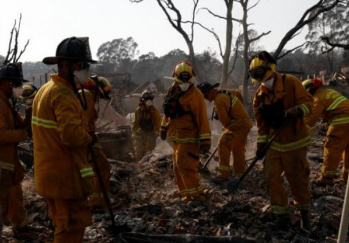Najveći požar u nedavnoj historiji Kalifornije gotovo potpuno ugašen