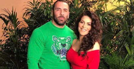 DOK SEKA PJEVA, VELJKO RADI OVO: Pjevačicin suprug uslikan sa DRUGOM ženom!