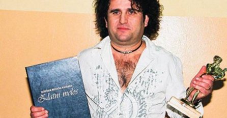 NAKON ŠTO SU OBJAVLJENE NJEGOVE SLIKE KAKO PIJAN LEŽI NA STEPENICAMA: Oglasila se supruga Seje Kalača i otkrila pravu istinu!