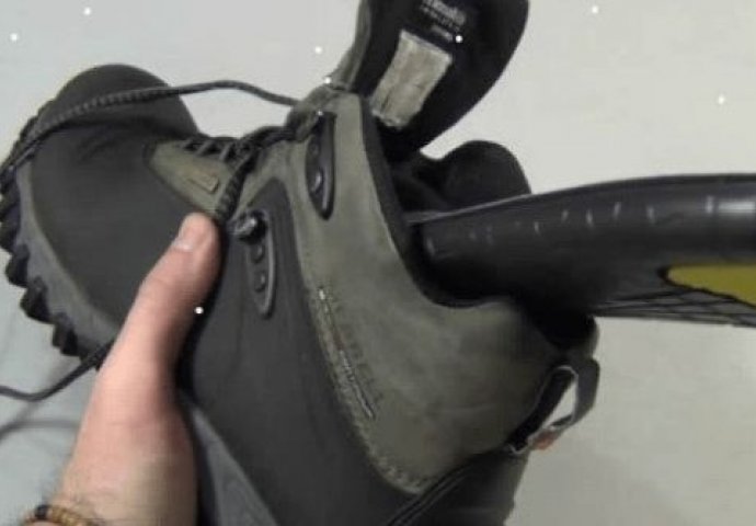 OVO JE NAJBOLJI NAČIN DA UGRIJETE NOGE: Neće vam biti hladno ako ovo stavite u obuću (VIDEO)