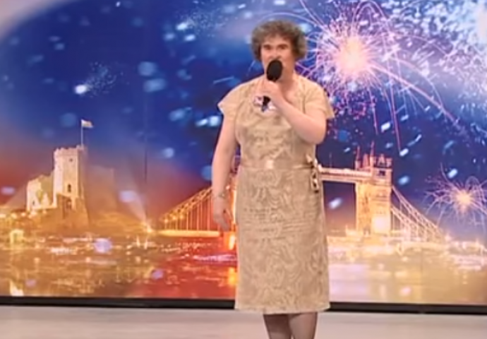 SVI SU JOJ SE SMIJALI: Da li se sjećate OVE neugledne pjevačice koja je glasom oduševila svijet? Evo gdje je i što radi danas (FOTO, VIDEO)