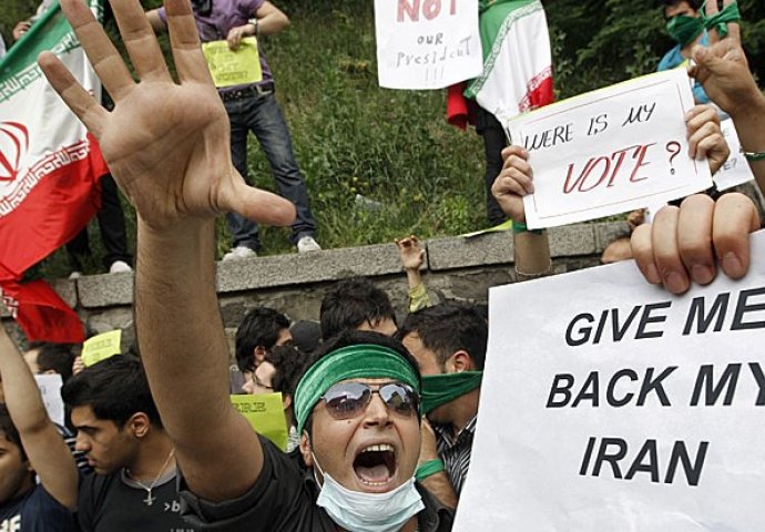 SAD upozorio Iran zbog gušenja protesta