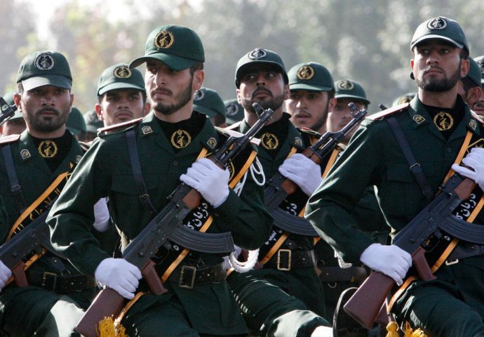 Iranska revolucionarna garda: Demonstranti će se suočiti s čeličnom pesnicom