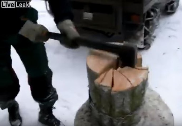 UZ OVAJ TRIK ZAVOLJET ĆETE  CIJEPANJE DRVA ! (VIDEO)