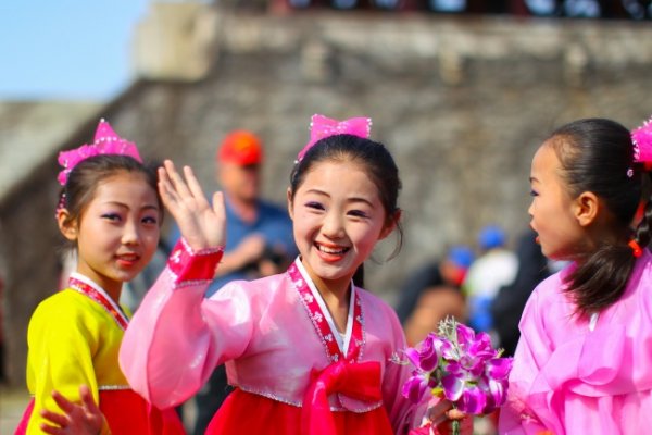 severna-koreja-je-srecna-zemlja-11