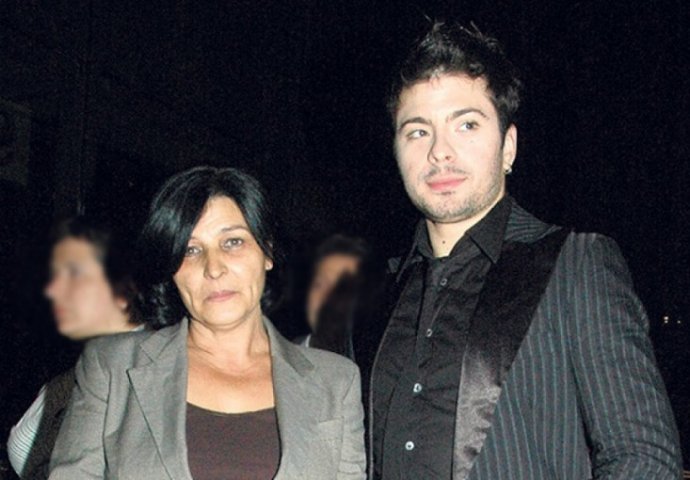 TOŠETOVA MENADŽERKA POVUKLA SE IZ JAVNOSTI: Evo čim se bavi i kako izgleda danas!