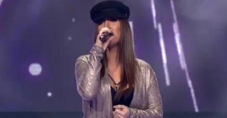 KARLEUŠA SE DRŽALA ZA GLAVU, KUKALA DOK JE SLUŠALA: Pogledajte njenu reakciju na komentare žirija! (VIDEO)