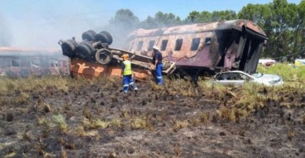 U sudaru voza i kamiona u Južnoj Africi poginule četiri osobe