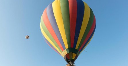 STRAVIČNA NESREĆA U EGIPTU: Srušio se balon pun turista, ima mrtvih! (VIDEO)