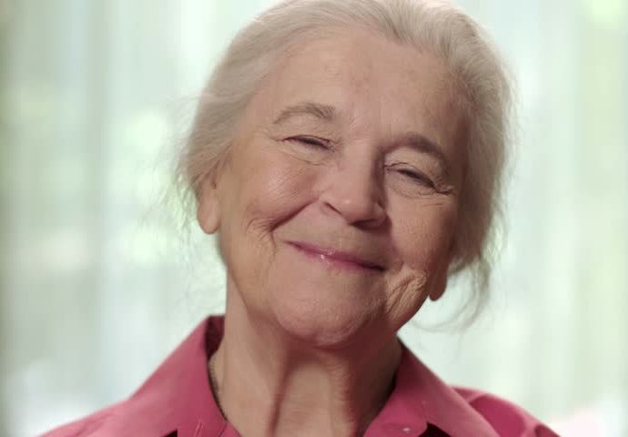 PROČITAJTE I RAZMISLITE: Pismo jedne 83-godišnje bake će vam biti korisnije od savjeta psihologa